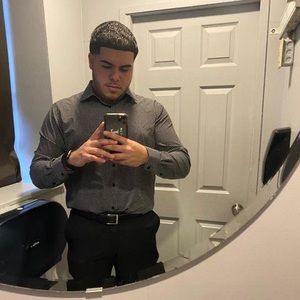 Meet your Posher, Christopher figueroa